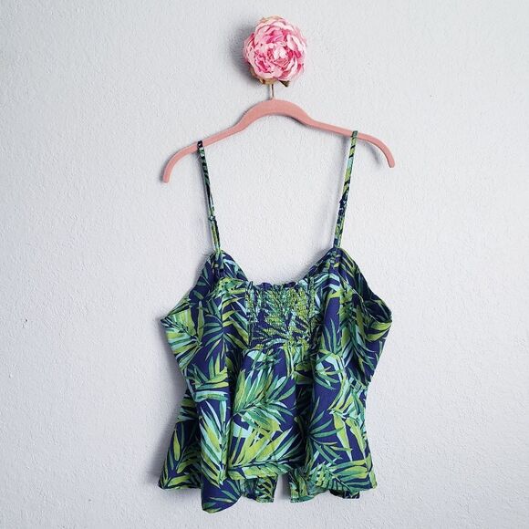 Sofia Vergara Linen Palm‎ Front Knot Peplum Top - Picture 5 of 7